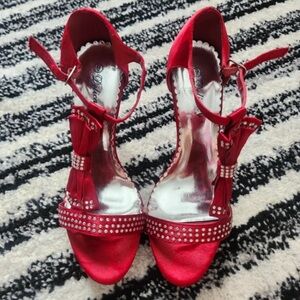 Delicacy Red Rhinestone Heels